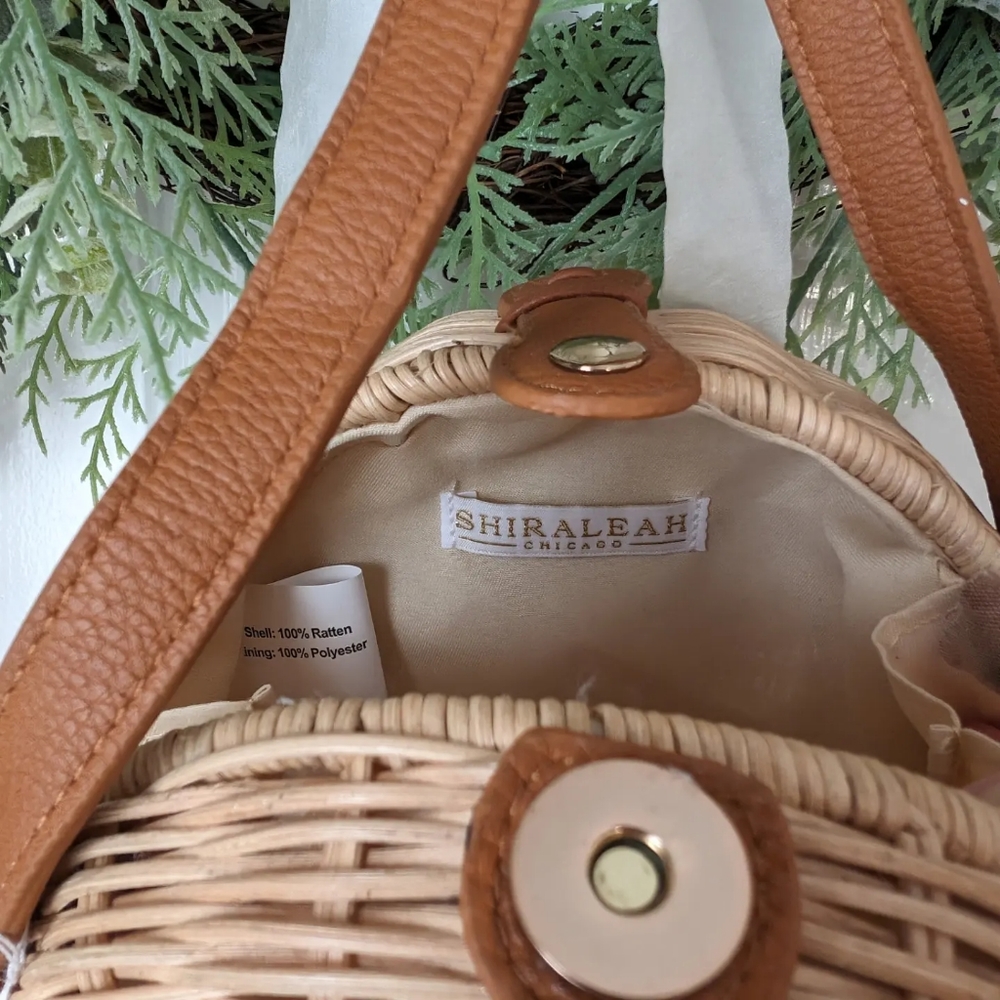 Rattan purse